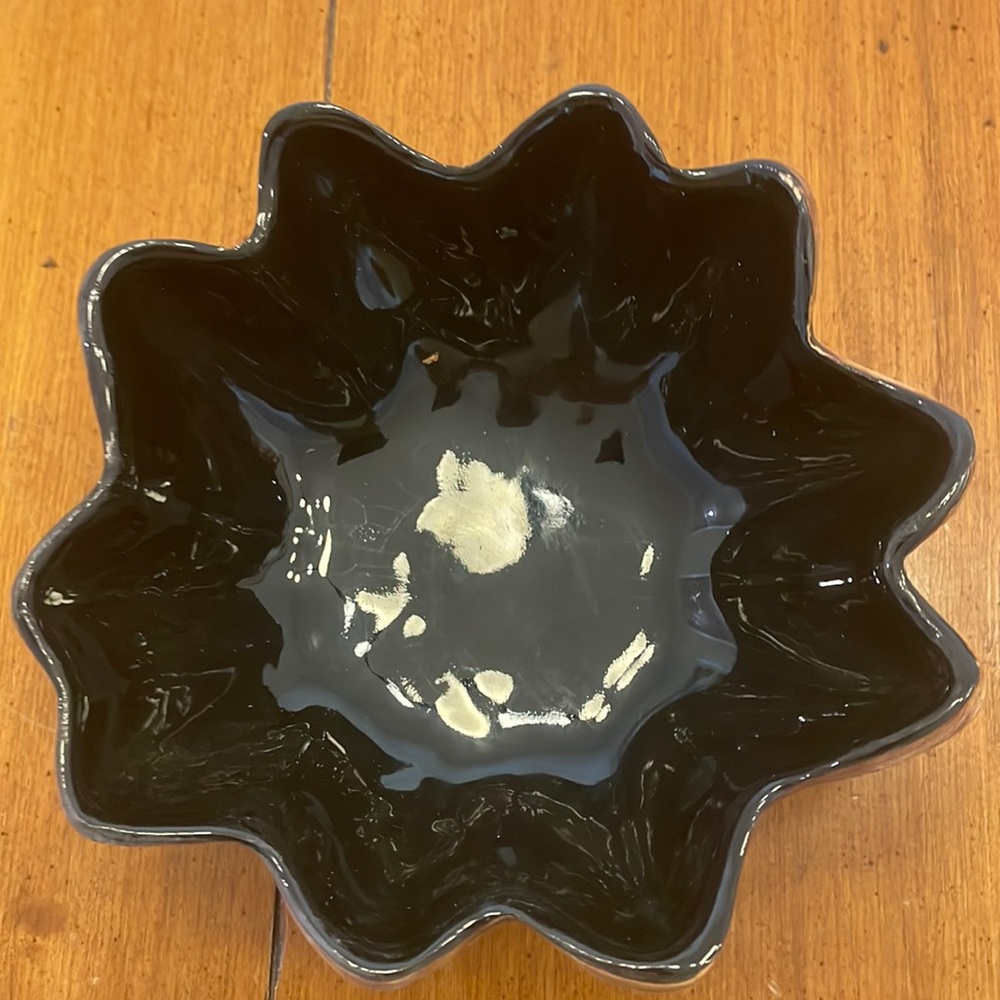 Terra Firma artisan fluted small serving/decorative piece.